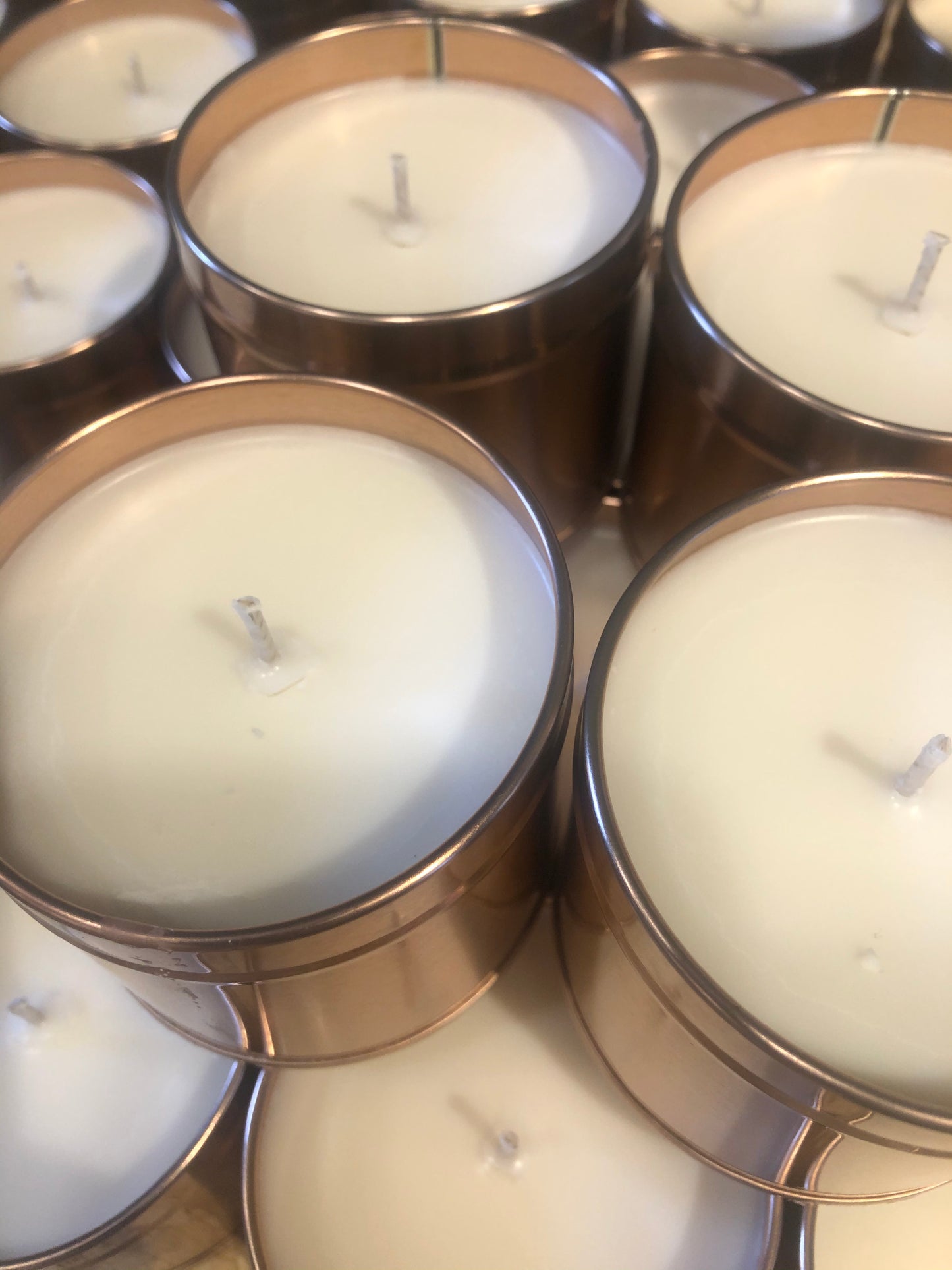 Cariad Copper tin scented candle - WELSH - Black Pomegranate