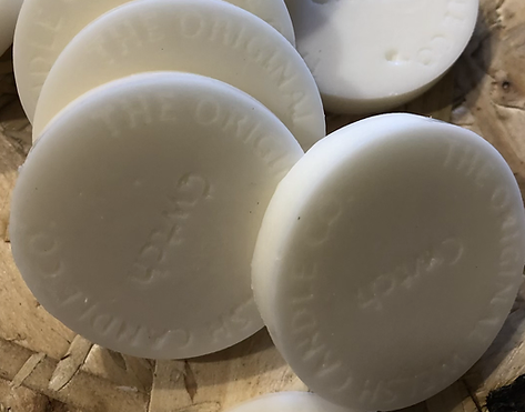 Cwtch soy wax melts - scented with Rose & Oud