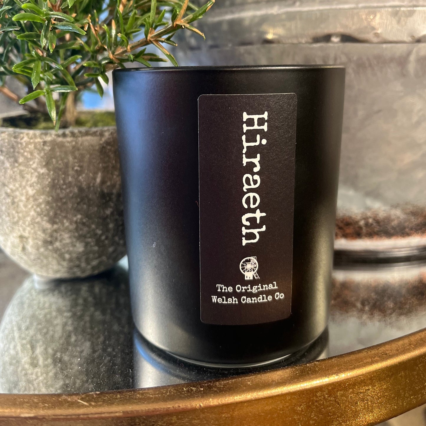 Hiraeth scented glass candle 30cl fragranced with Cedarwood & Patchouli